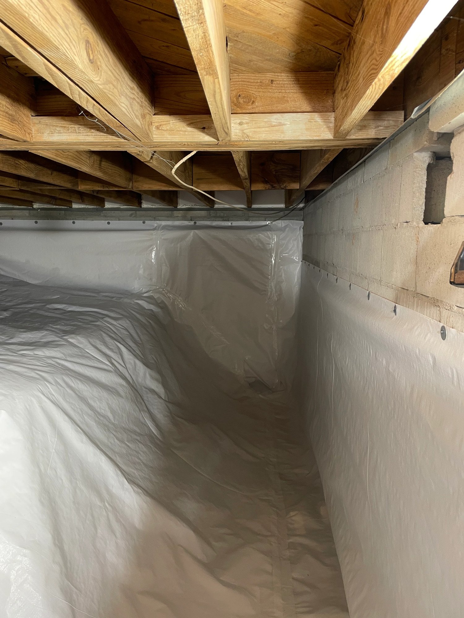 sealed crawl space solution Barrow County GA