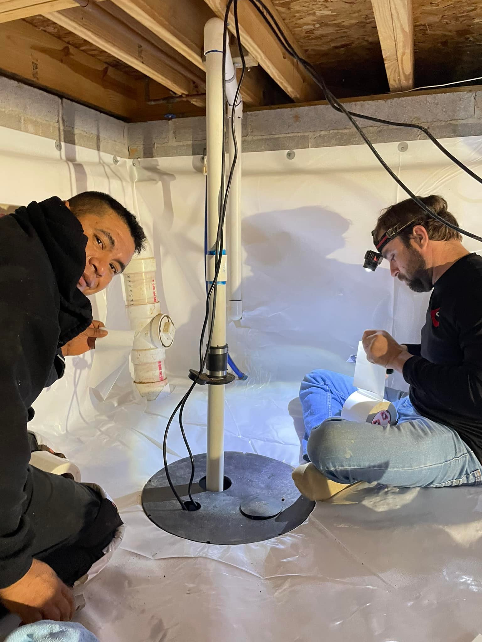 Professional crawl space encapsulation service Suwanee GA residential home