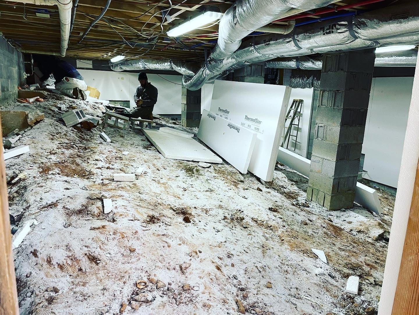 crawl space encapsulation in Lawrenceville GA